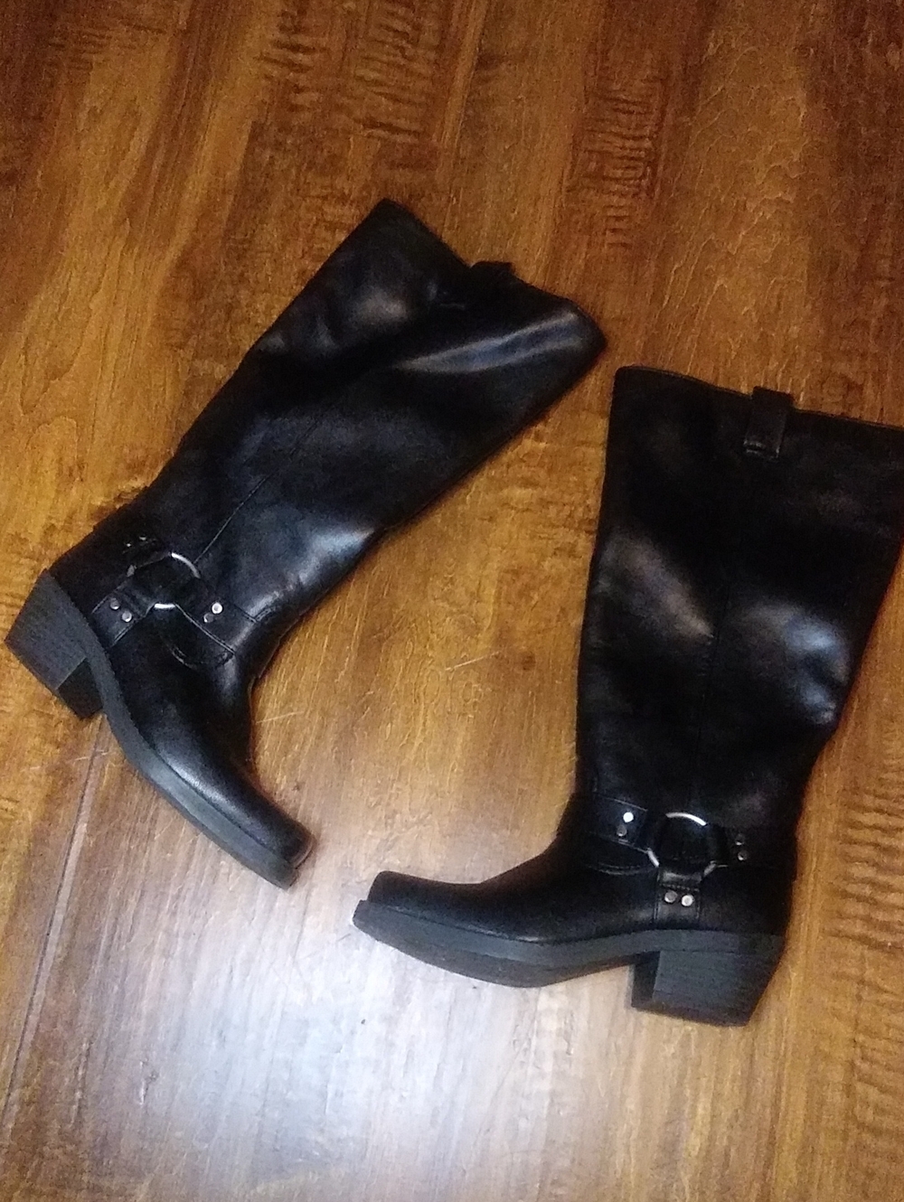 Classic Black Women's Riding Boots - Sleek Leather Style